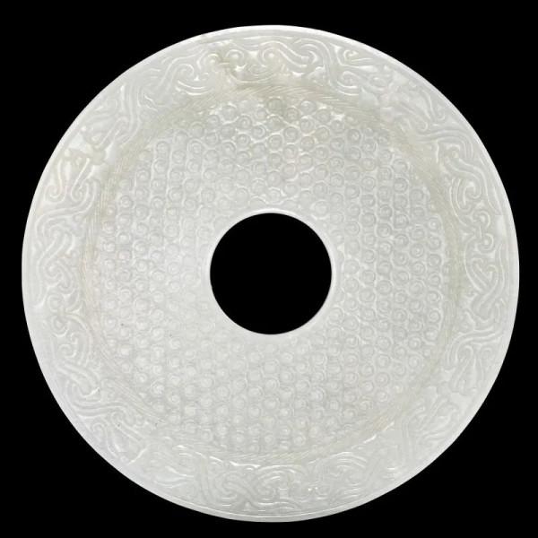 秋拍戰報丨香港蘇富比33件德安堂藏玉，斬獲5989.2萬港幣