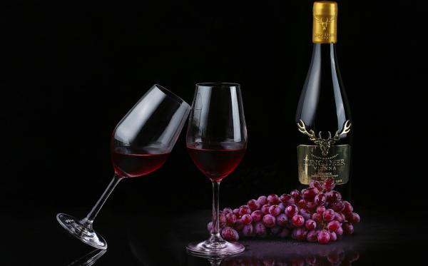 賣得“死貴”的進口紅酒，竟然只值5元？行家：專挑小白下手