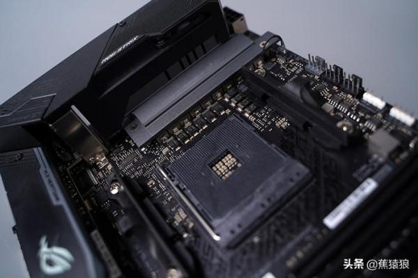 R5 5600X&plus; RTX 3070 &comma; SSUPD 美味網版 ITX 機箱裝機分享