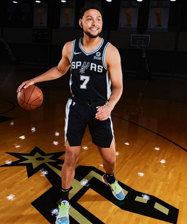 三支球隊需交易馬刺隊布林福布斯,湖人隊上榜 三支球隊需交易馬刺隊布林福布斯,湖人隊上榜