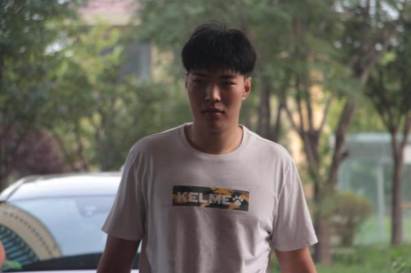 贏球夜徐長鎖嘗試新人，馬鑫鑫千呼萬喚再登場，失良機仍值得鼓勵