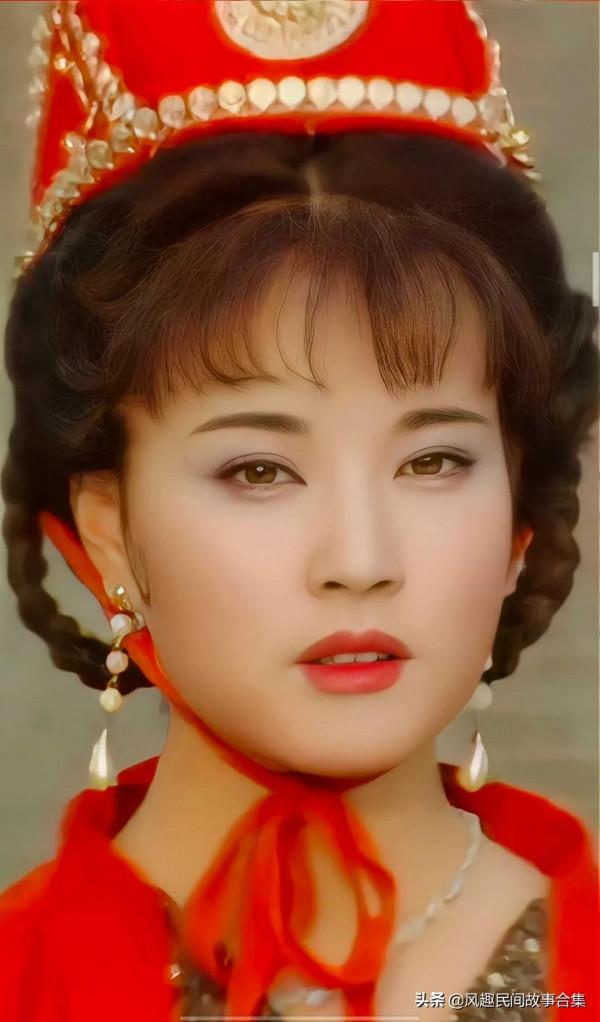 劉曉慶演飾武媚娘，氣質優雅百看不厭