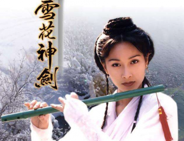 給病號服做腰線，女扮男裝戴假睫毛，國產劇主演造型能有多心機？