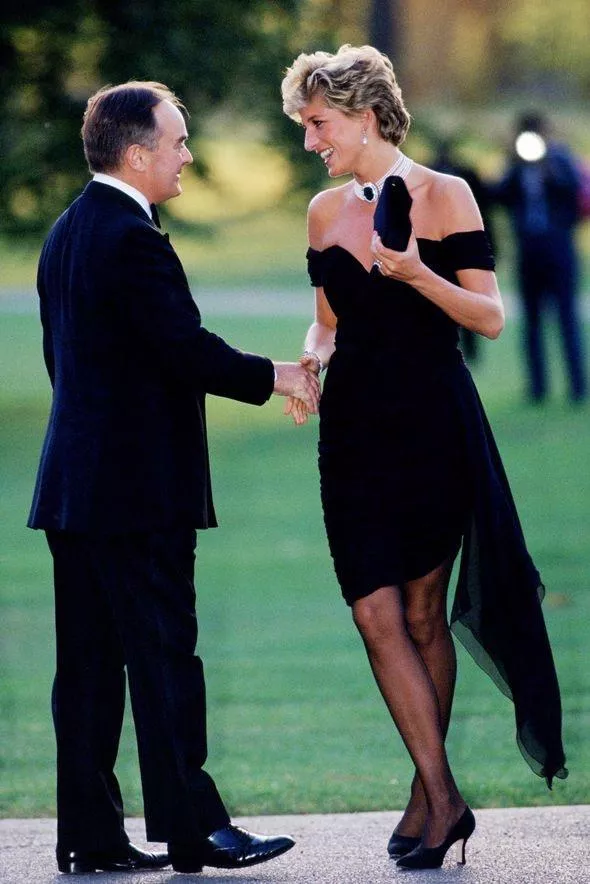 女人衣櫥經久不衰的3件經典款