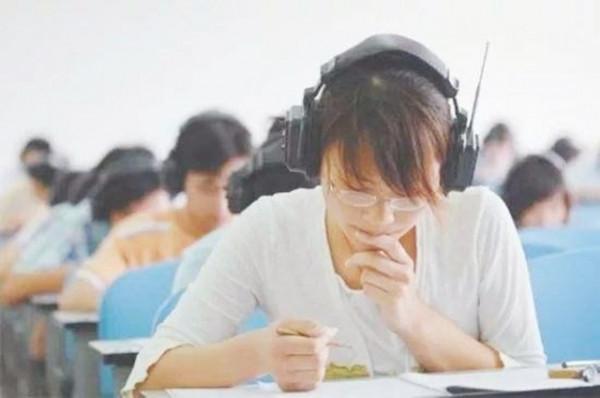 孫女高考成績僅47分，爺爺含淚請求複查考卷，公佈原因後令人動容