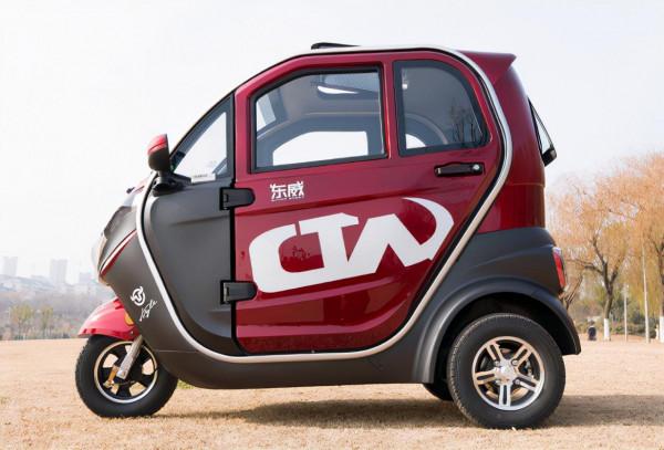 售價4800起，3款電動三輪車，全封閉式，適合冬天，最大續航115km