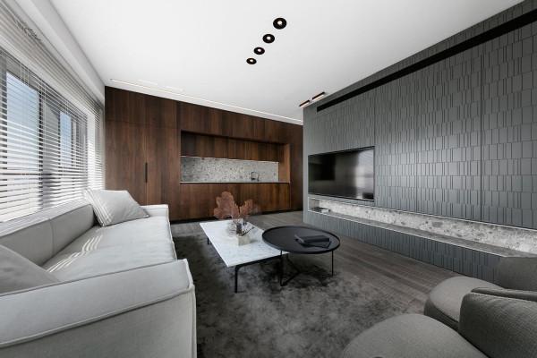 99㎡裝出大平層效果，12㎡的大陽臺只裝護欄不封窗，這才是真享受