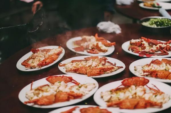 蘇州人的流水席,都在這不起眼的木園堂裡 蘇州人的流水席,都在這不起眼的木園堂裡