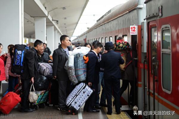 坐火車硬座提前做哪些準備？帶哪些物品？