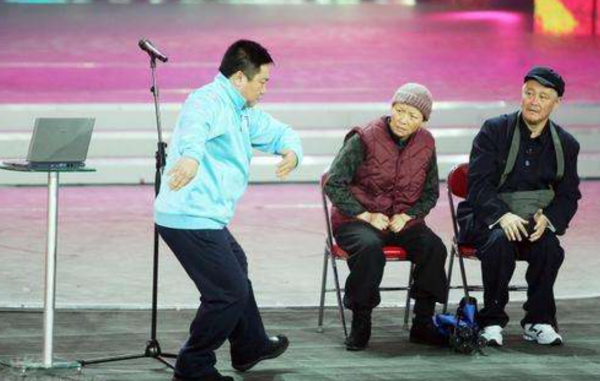 曾是本山傳媒副總,郭德綱見了得喊師叔,劉流為何甩下趙本山單幹 曾是本山傳媒副總,郭德綱見了得喊師叔,劉流為何甩下趙本山單幹