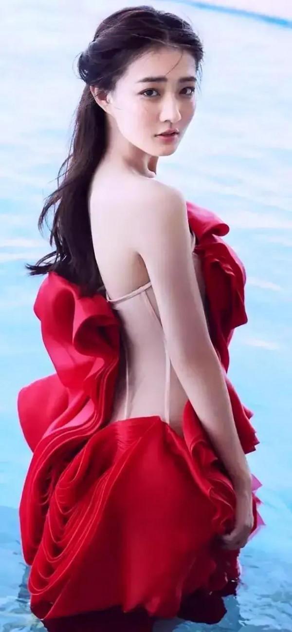 詩河瀏覽——陳後主《玉樹後庭花》與劉禹錫的《石頭城》賞析 詩河瀏覽——陳後主《玉樹後庭花》與劉禹錫的《石頭城》賞析