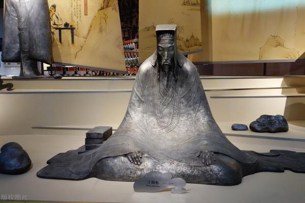 “聖人兩個半”,指的是誰 “聖人兩個半”,指的是誰