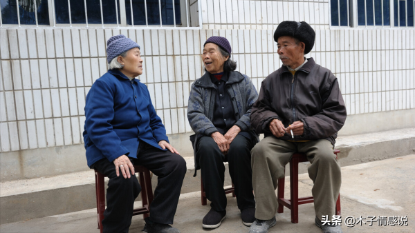 我買新車母親說:二手舊車,大伯家被迫離鄉後,才明白母親的用心 我買新車母親說:二手舊車,大伯家被迫離鄉後,才明白母親的用心