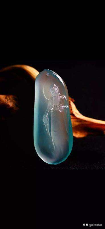 玉石界3大藍色妖姬—天青凍、海藍寶、藍水翡翠，誰更有價值？