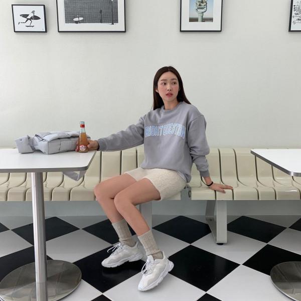 每季都在期待她:穿搭教科書車靜媛的秋日著裝,果然沒讓人失望 每季都在期待她:穿搭教科書車靜媛的秋日著裝,果然沒讓人失望