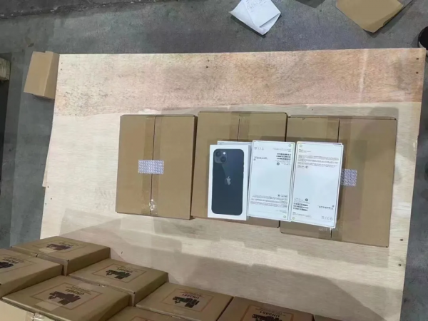 新 iPhone 13 包裝盒曝光，確定沒有塑膠膜