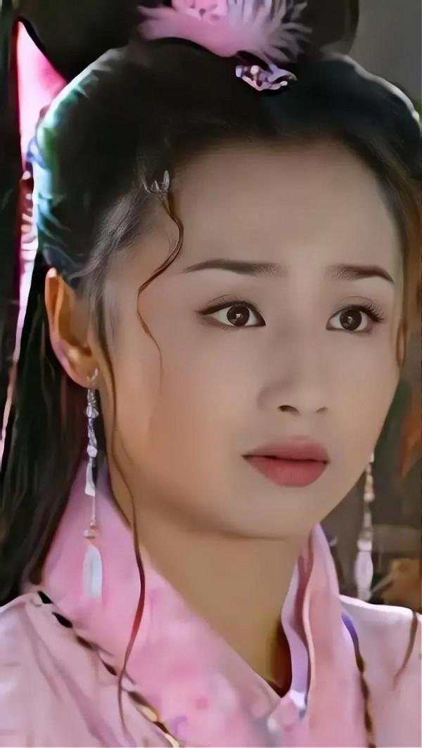 風華絕代的曹穎