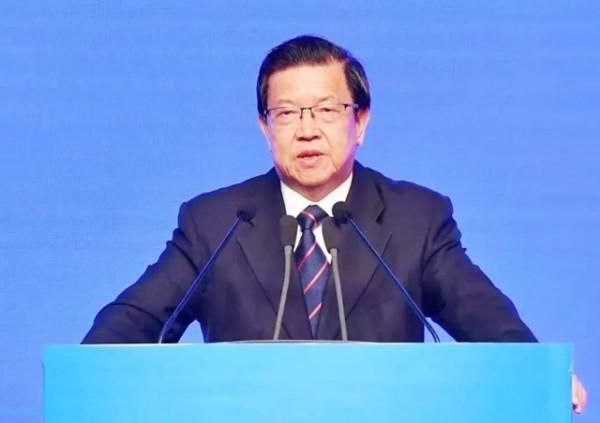 1997年龍永圖與美談判，美方：中國肉只能做狗食，龍永圖如何回應