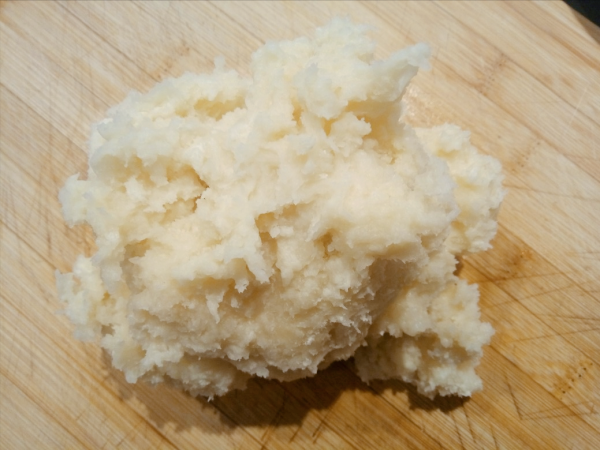 炸糖糕的正宗做法，個個脆皮空心，金黃酥脆軟糯，孩子最喜歡吃了