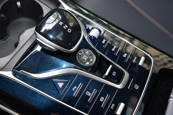 實拍秦PLUS EV,綜合實力很出色,價格不貴空間大,家用正合適 實拍秦PLUS EV,綜合實力很出色,價格不貴空間大,家用正合適