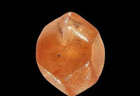 100種漂亮礦石，讓你大開眼界！還有鑑別方法哦