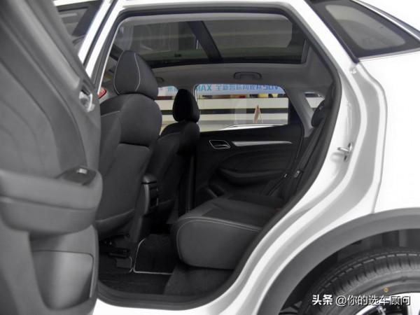 穩定自吸發動機低油耗，尺寸靈活空間大便宜，實拍榮威RX3