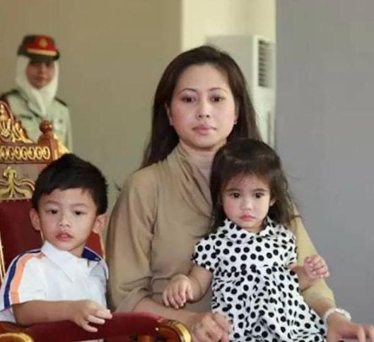 汶萊王后：嫁身家700億表哥，&OpenCurlyDoubleQuote;趕走&rdquo;2個美貌王妃，穩坐中宮56年