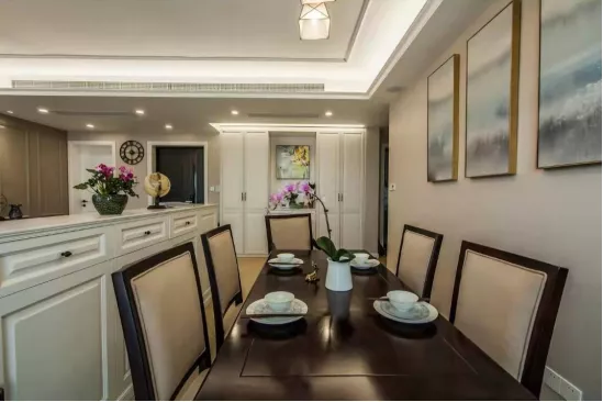 138㎡ 美式3室，沙發背景做隔斷，全屋極致通透又溫馨