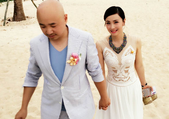 徐崢花邊緋聞那麼多，陶虹卻堅決不離婚，實際上她的聰明你想不到