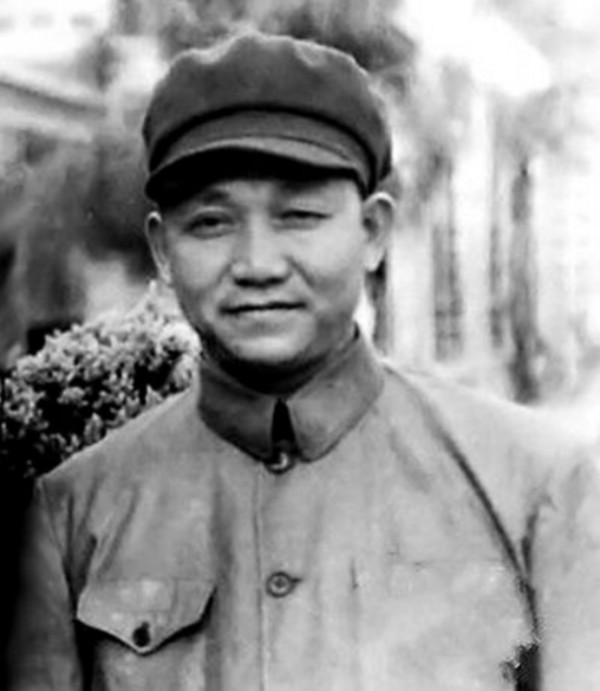 1954年，本可以位列“開國大將”的陳光，為何在授勳前選擇離去？