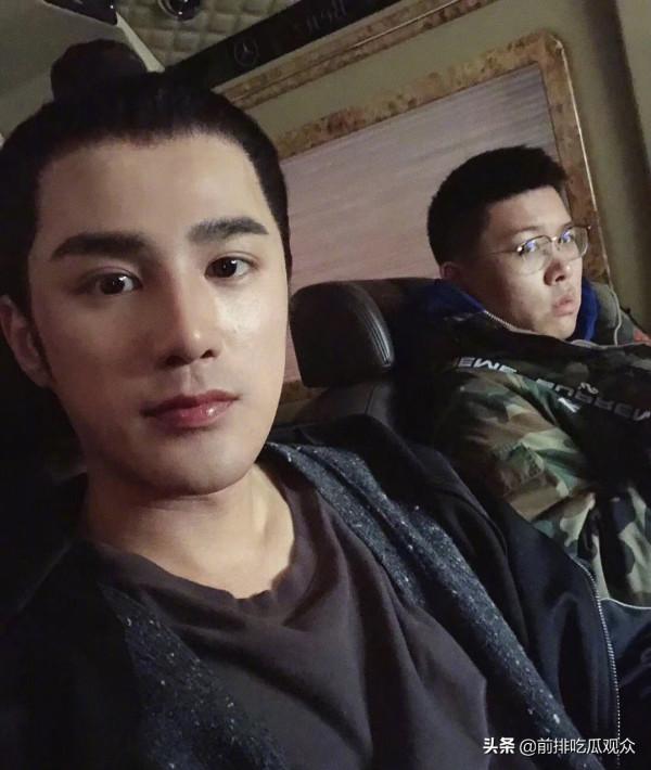 曾因哭照九宮格上熱搜的姜潮坦言有一年沒有任何工作