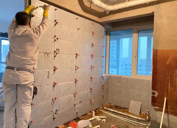 裝修工人說我不懂，叫我別監工，我挑這些時間進場，工人不敢偷懶