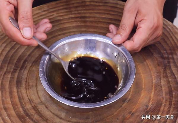 小炒肉怎麼做才好吃，掌握這幾個竅門，肉片焦香不油膩，香辣下飯