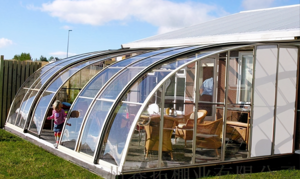 陽光房又出新花樣，自帶曲線美，智慧控制兩種狀態隨意，好清潔