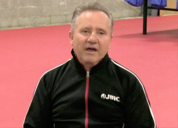 驚喜！69歲世界冠軍復出執教：曾18歲奪世乒賽男單金牌，認識嗎？