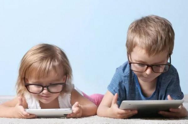 三大運營商套餐被反超?民營5G流量更便宜,網友:加快普及 三大運營商套餐被反超?民營5G流量更便宜,網友:加快普及