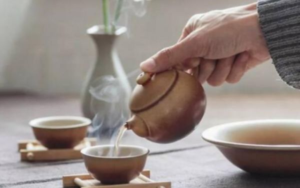 長期吸菸卻又堅持喝茶，他們身體有什麼變化？看完你或許就知道了