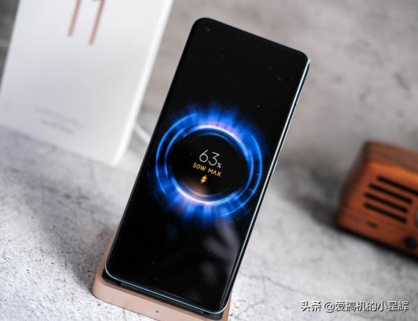 重回3598元!2K屏+一億畫素+無線充電,這才是真香驍龍888手機 重回3598元!2K屏+一億畫素+無線充電,這才是真香驍龍888手機