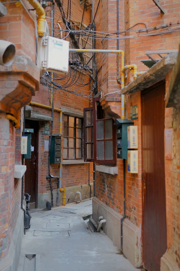 無弄堂，不上海