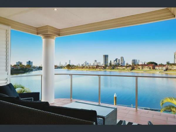 昆凌澳洲豪宅以352萬澳元售出，五個房間，七間浴室，還是賺了