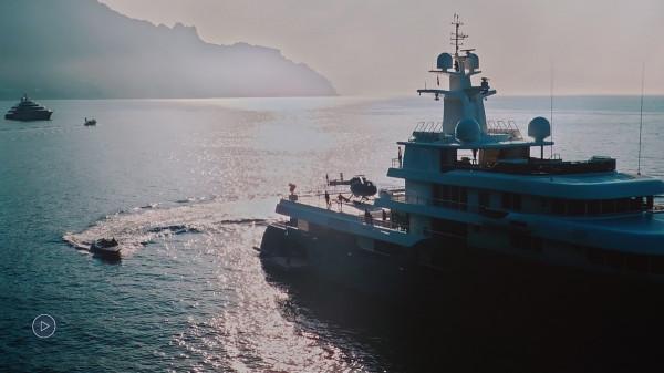 試用明基W1800入門級家庭影院投影機