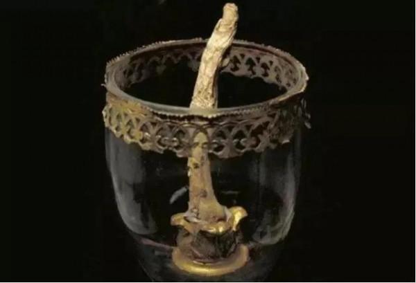 活久見…名人收藏亦或是收藏名人