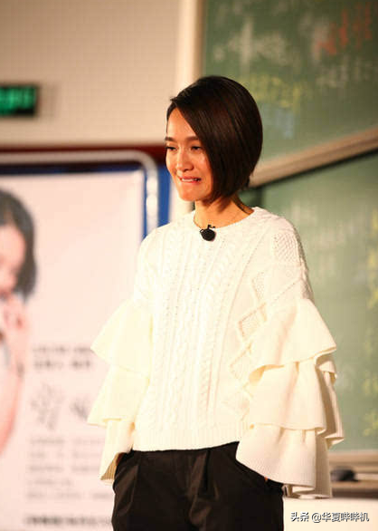 十年龍套無人識，一句加錢天下知，週一圍經歷了什麼？