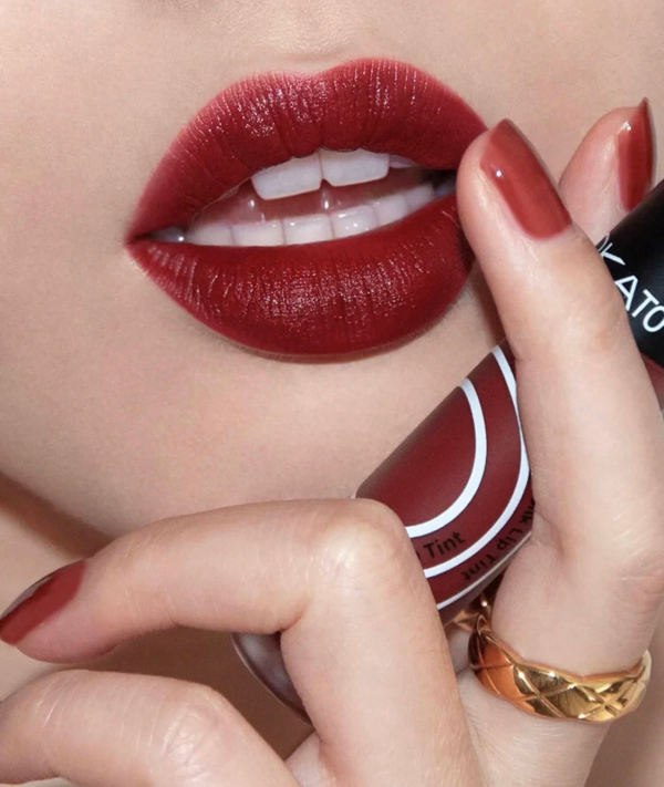 建議“黃皮”女生,秋冬買口紅都別少了這幾支,顯白高階有女人味 建議“黃皮”女生,秋冬買口紅都別少了這幾支,顯白高階有女人味