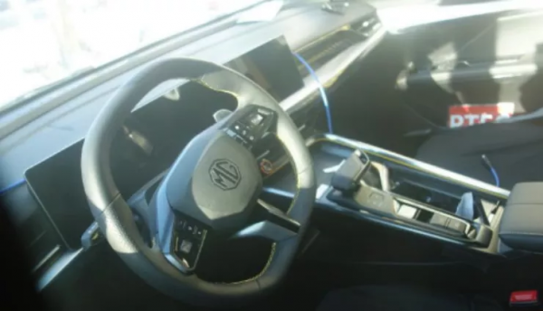 寶馬iX1車型的內飾曝光；馬自達申請轉子發動機混動系統專利