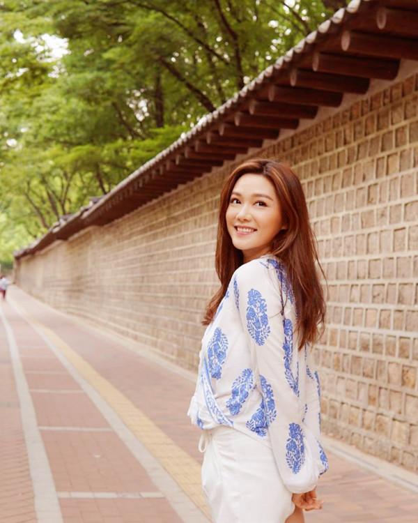 著名演員湯鎮宗：與平凡妻子相守到老，家裡3個女人都愛我