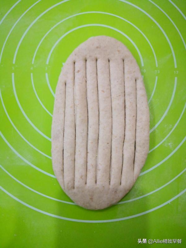 中式熱狗這樣做，不煎不炸，搭配燕麥，鬆軟肉味濃，低脂又飽腹