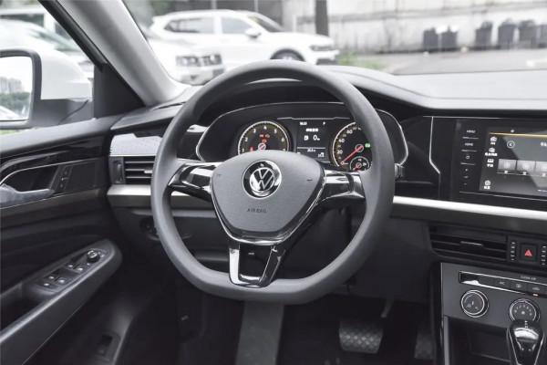 家用B級車怎麼選？21款帕薩特亮點分析！到底值不值得入手