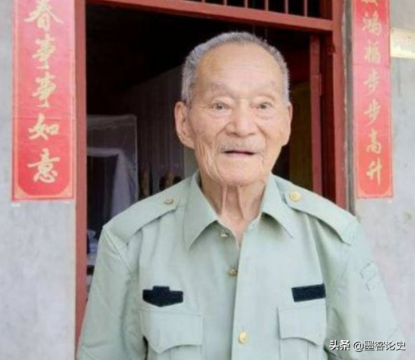 四川領導尋找老兵,95歲老農登記遭百姓嘲諷,無奈掏出3枚特等勳章