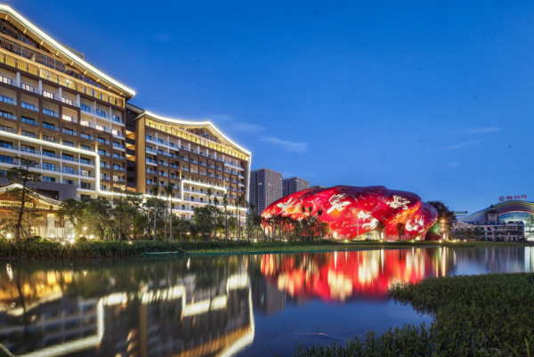 比恆大蓮花球場更“辣眼睛”,廣州出現“大花棉被”建築慘不忍睹 比恆大蓮花球場更“辣眼睛”,廣州出現“大花棉被”建築慘不忍睹